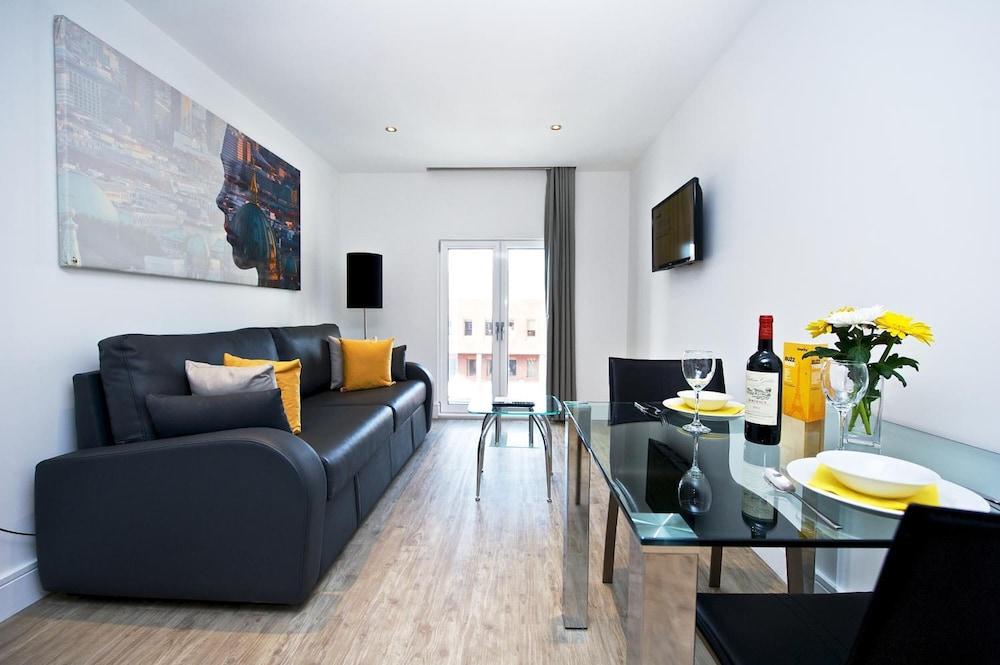 Staycity Deptford Bridge Station Aparthotel Londres