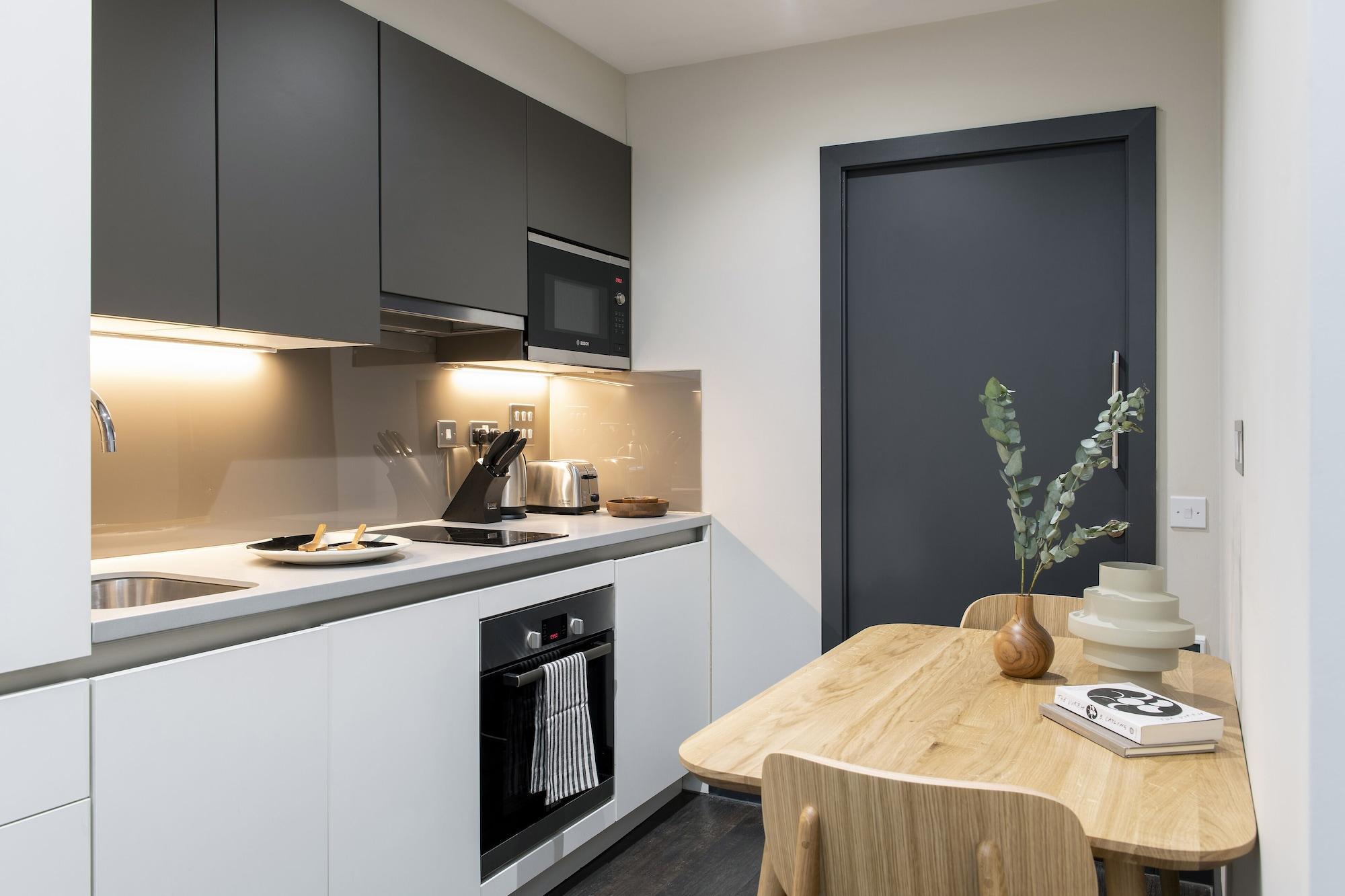 Aparthotel Cove Cannon Street London