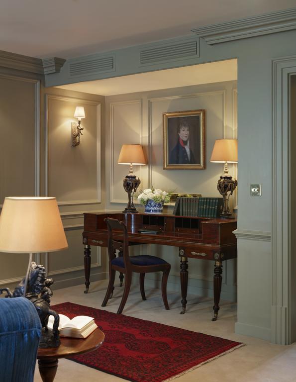 Batty Langley's 5* London