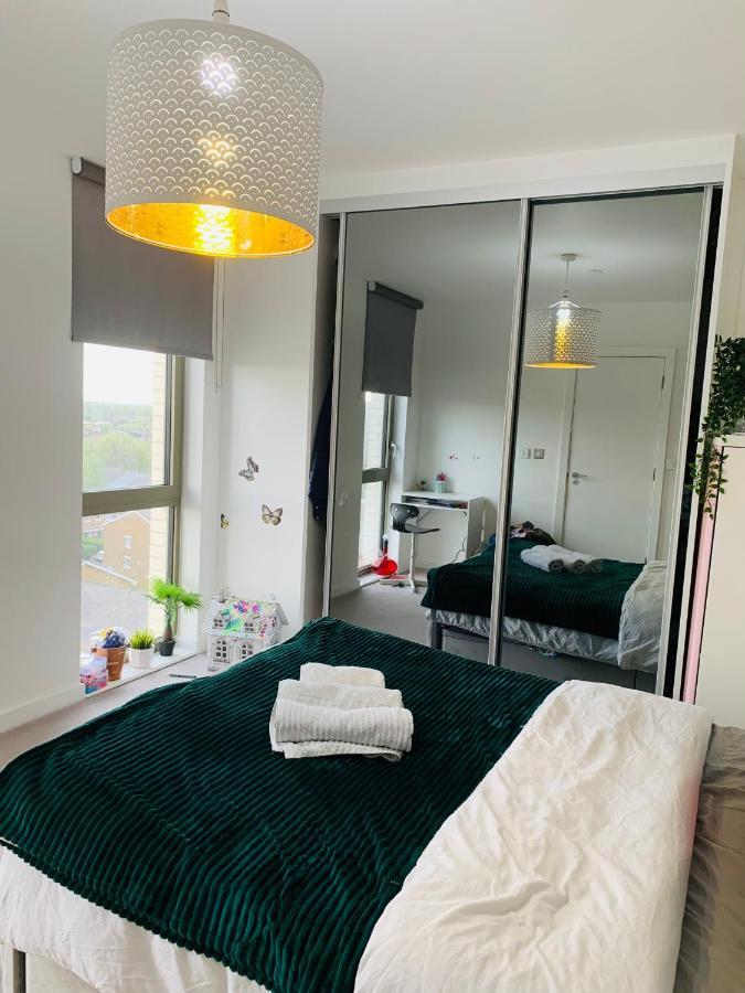 Apartamento Beautiful 2-Bed Apartment In London *