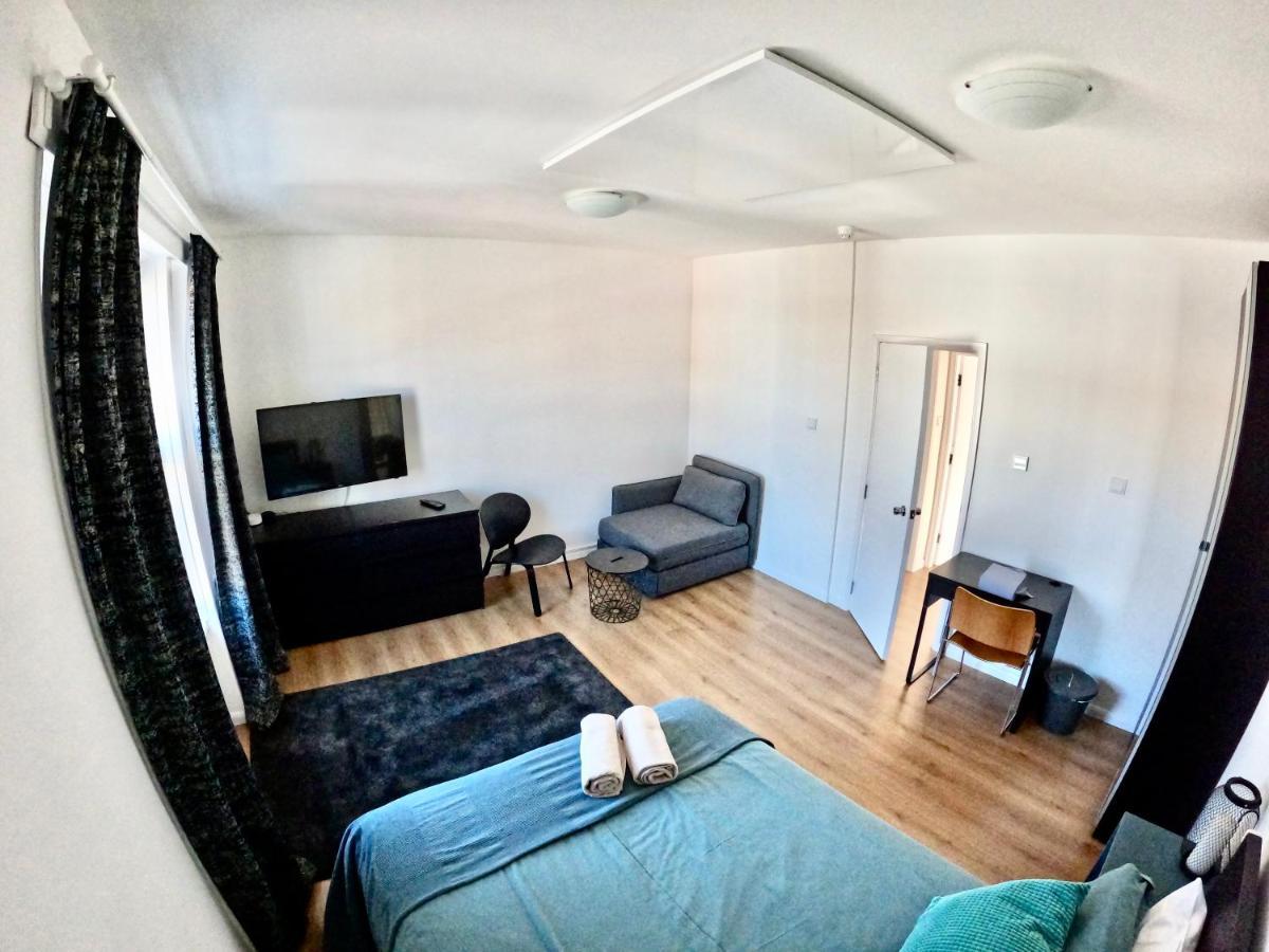 Lovely One Bedroom Flat Apartment *