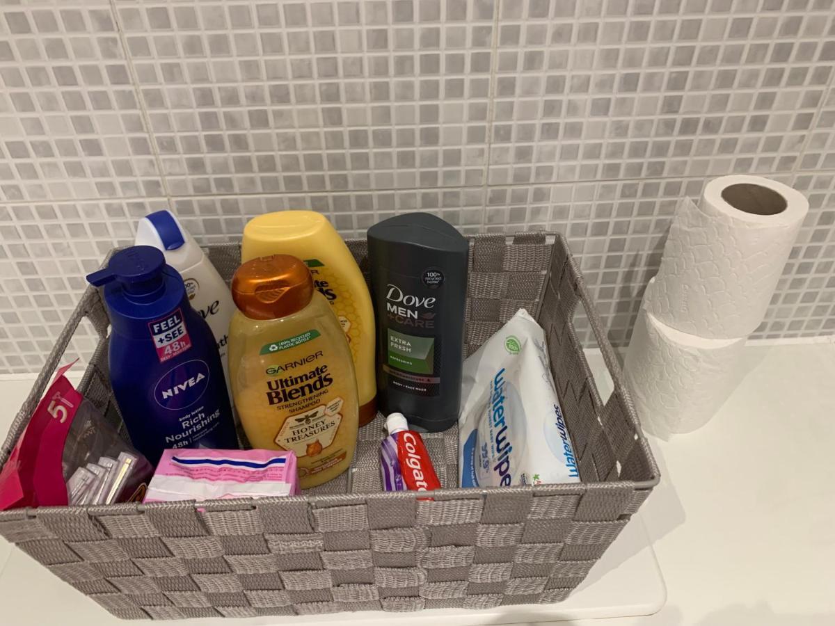 In Stratford With Private Bathroom And Parking Hospedagem domiciliar Londres
