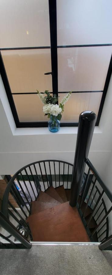 Stunning New Build Mezzanine Style *