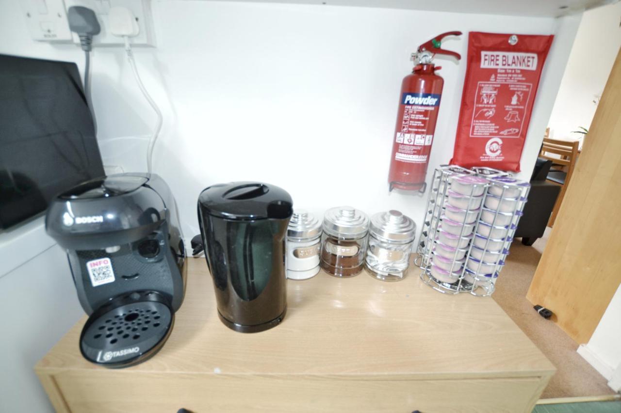 Garden Tower Flat Apartment London