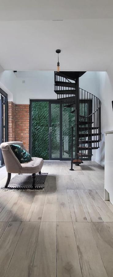 Stunning New Build Mezzanine Style Apartment London