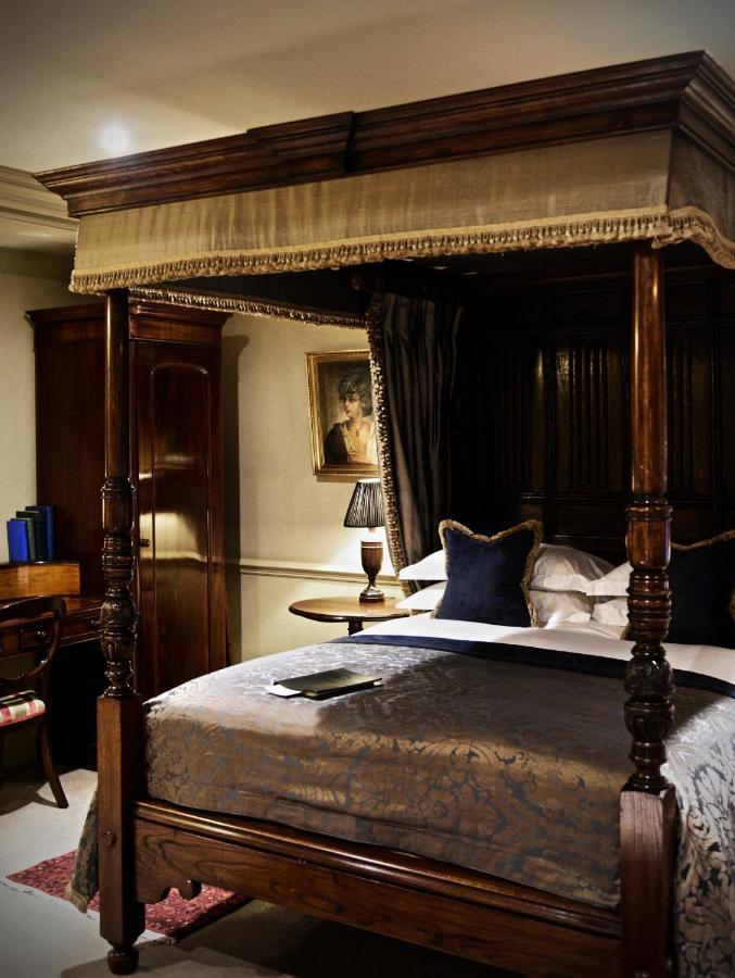 Batty Langley's Hotel