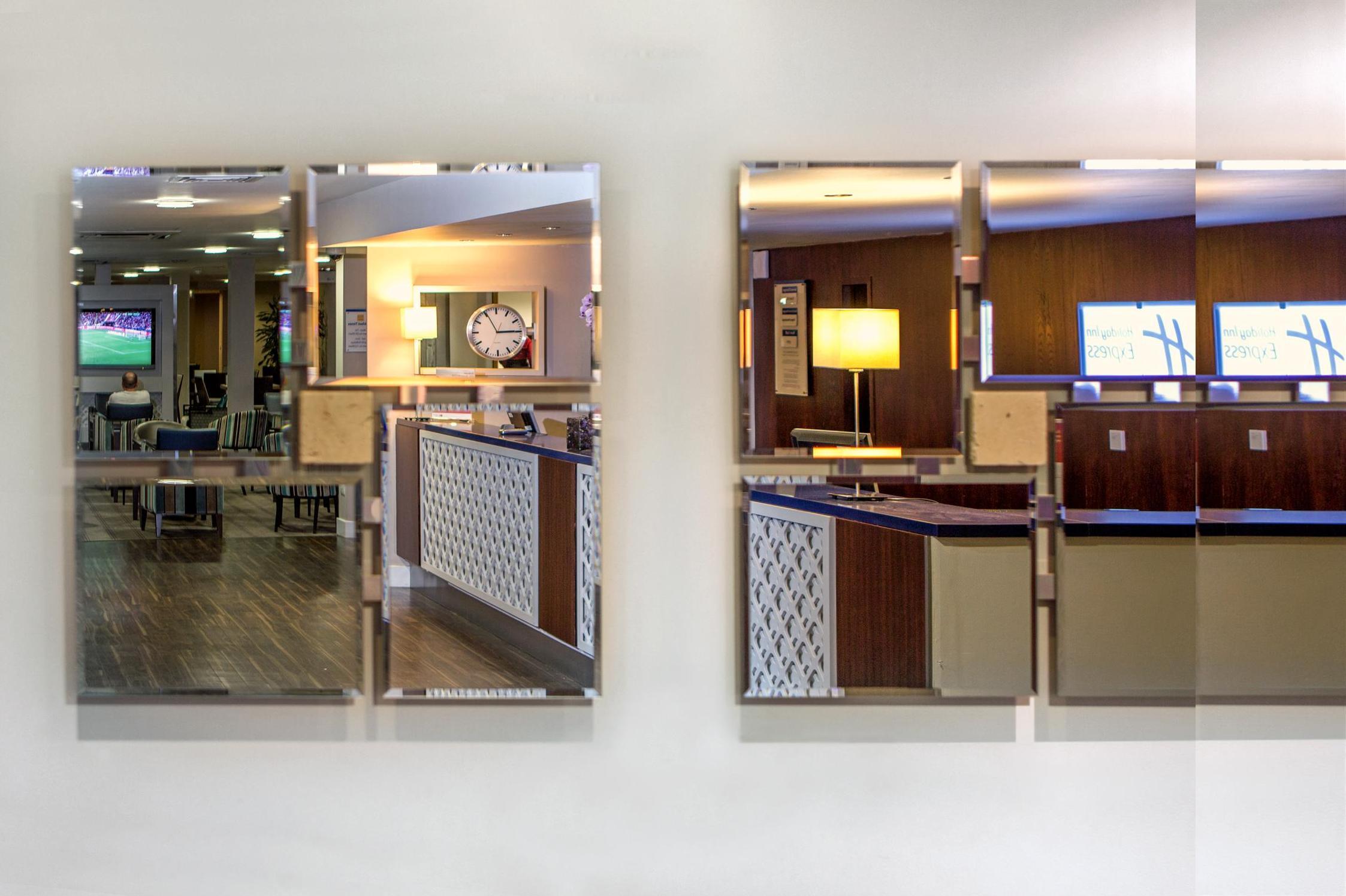 Express Royal Docks By Ihg 3*
