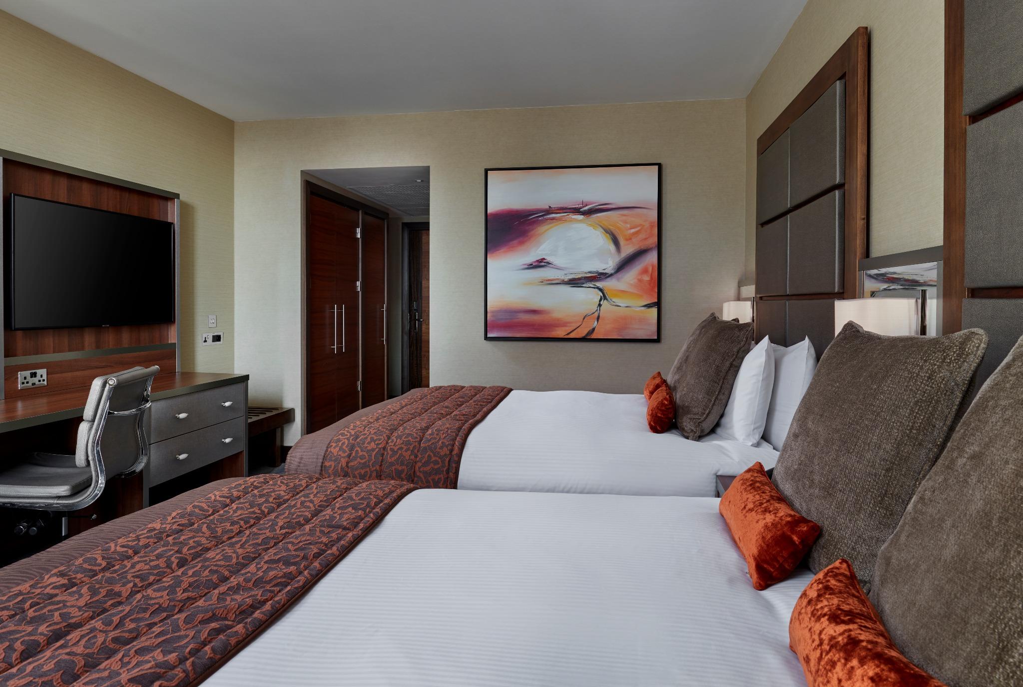 Leonardo Royal Tower Bridge Hotel 4*