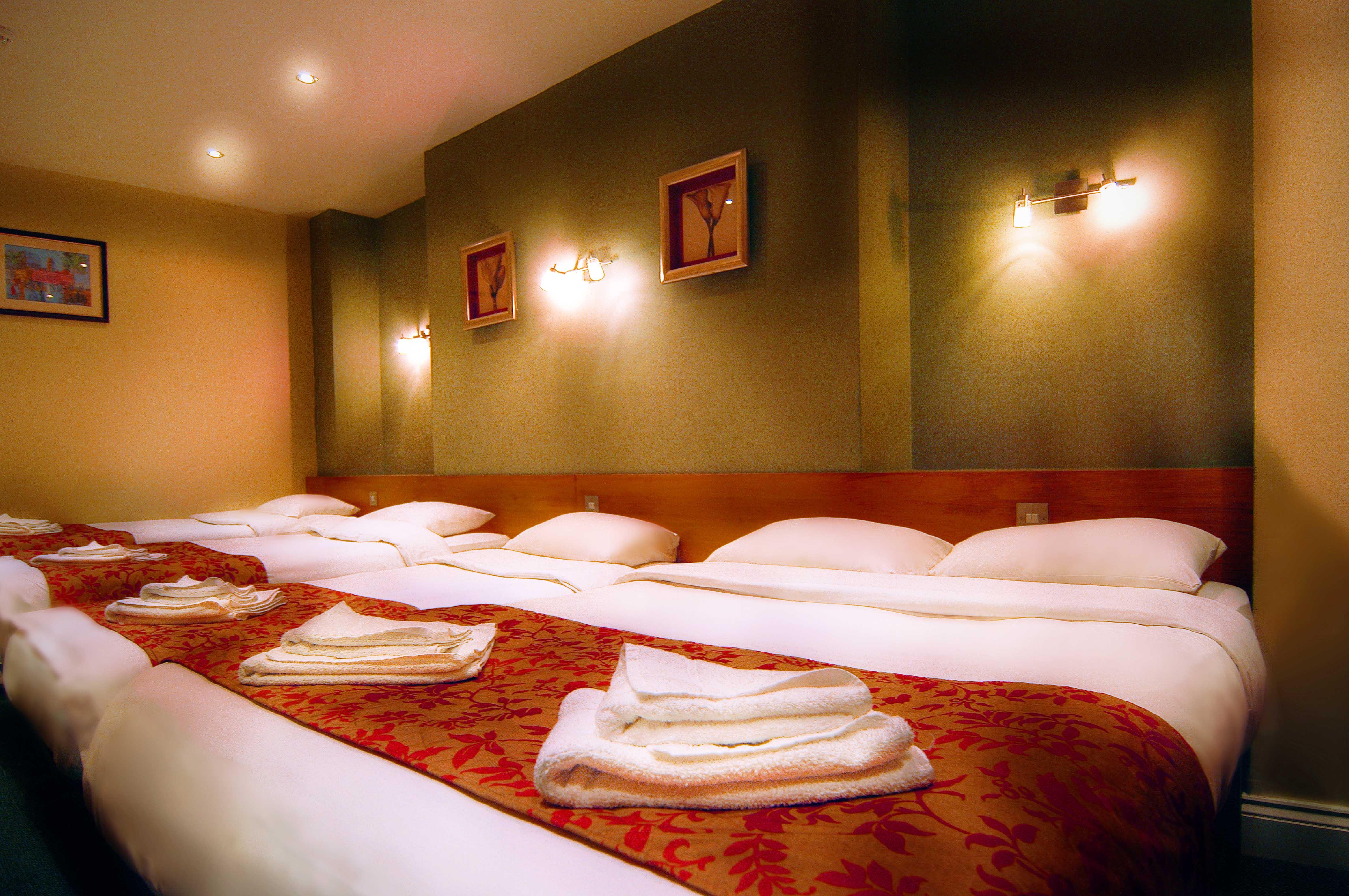 Westbury 3* London