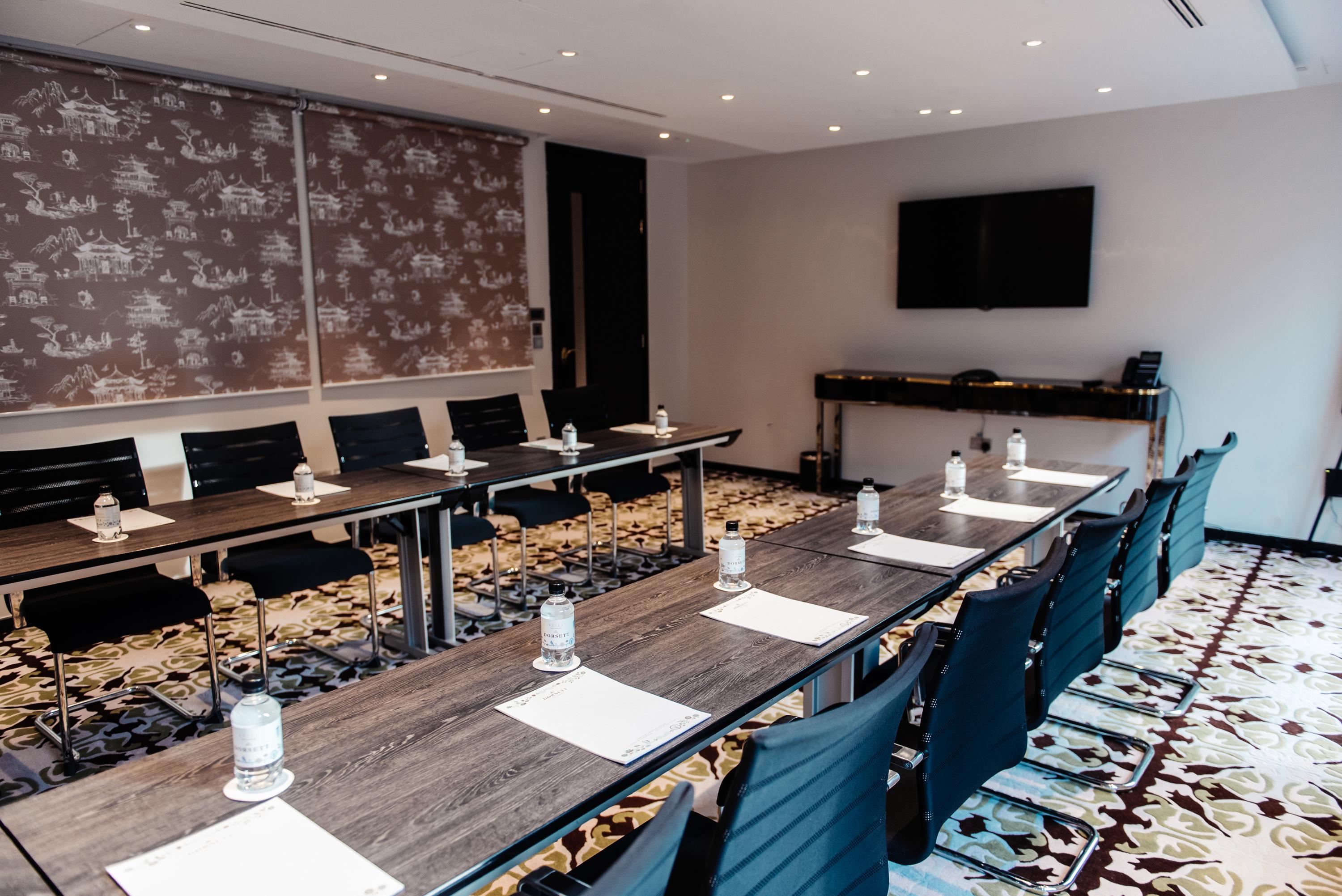 Hotel Saint London 4* London