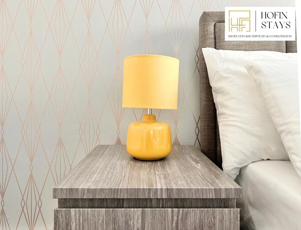 Apartment Weekly Or Monthly - Relocation & Business - 4 Guests - By Hofin Stays Short Lets & Serviced London