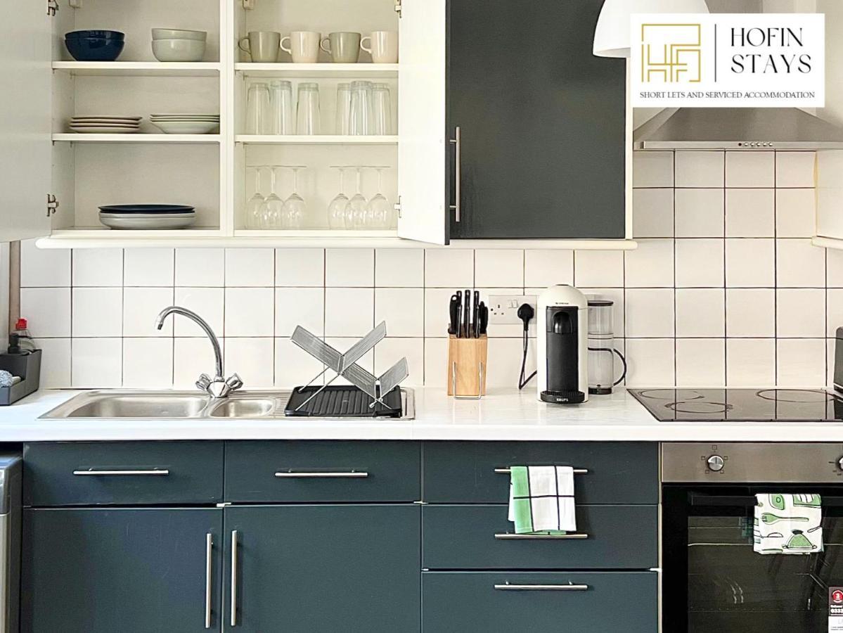Apartment Weekly Or Monthly - Relocation & Business - 4 Guests - By Hofin Stays Short Lets & Serviced