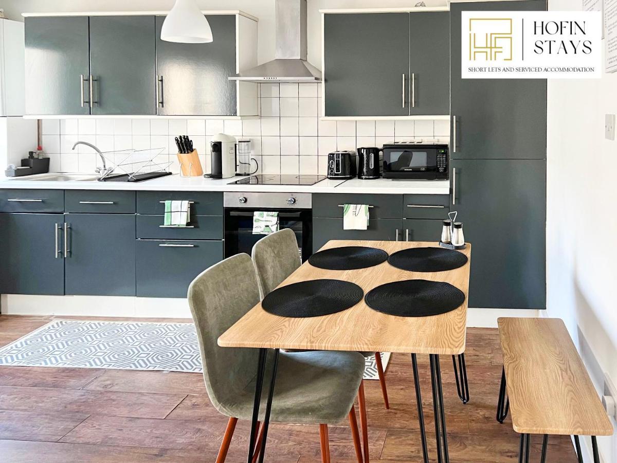 Weekly Or Monthly - Relocation & Business - 4 Guests - By Hofin Stays Short Lets & Serviced London