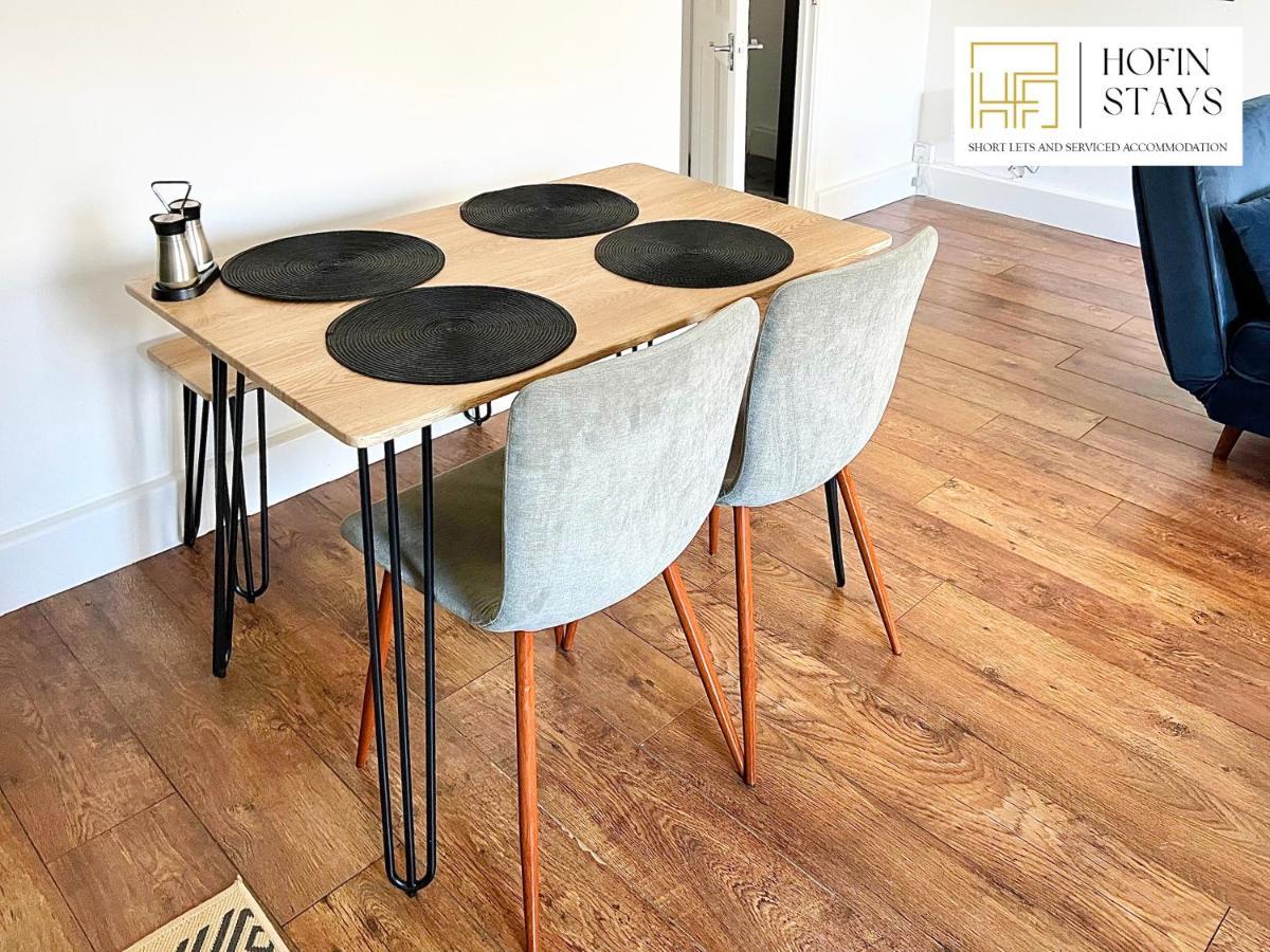 Weekly Or Monthly - Relocation & Business - 4 Guests - By Hofin Stays Short Lets & Serviced