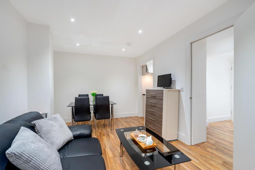Sparrow Pad -1 Apartment *