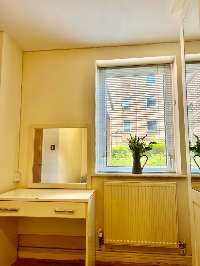 Apartamento Luxury 3 Bedroom Riverside - Canary Wharf & The O2 Arena Londres