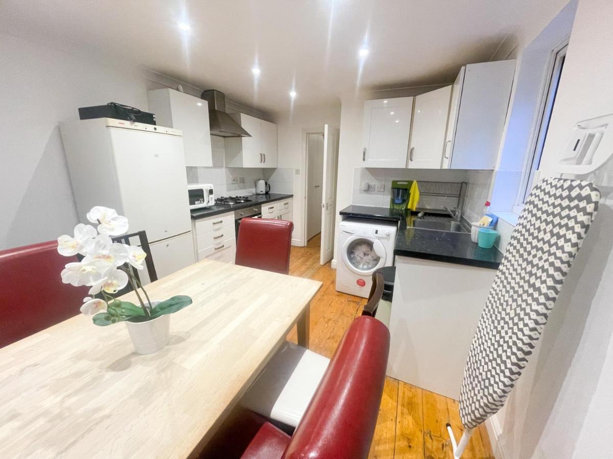 8 Balchier Road Holiday home *