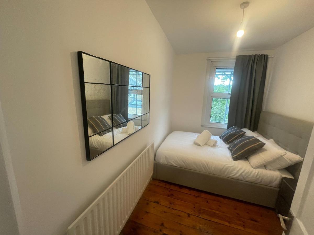 Holiday home 8 Balchier Road