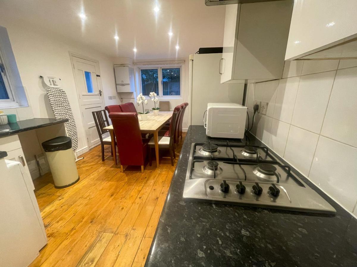 Holiday home 8 Balchier Road London