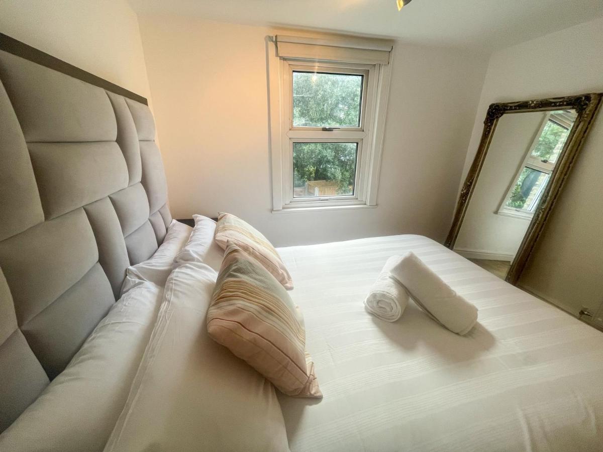 8 Balchier Road Holiday home
