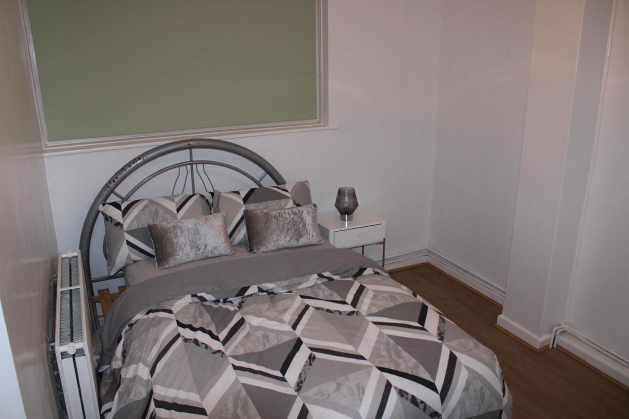 4 Bedroom Guest In The Heart Of Shoreditch * London