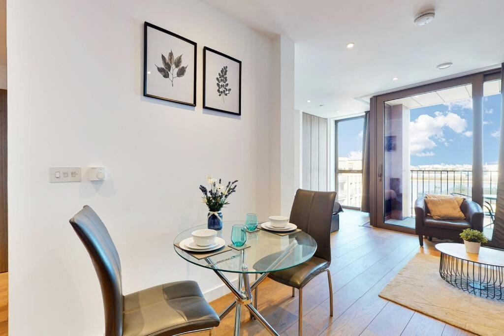 Apartment Superb In Greenwich With Balcony & Roof London