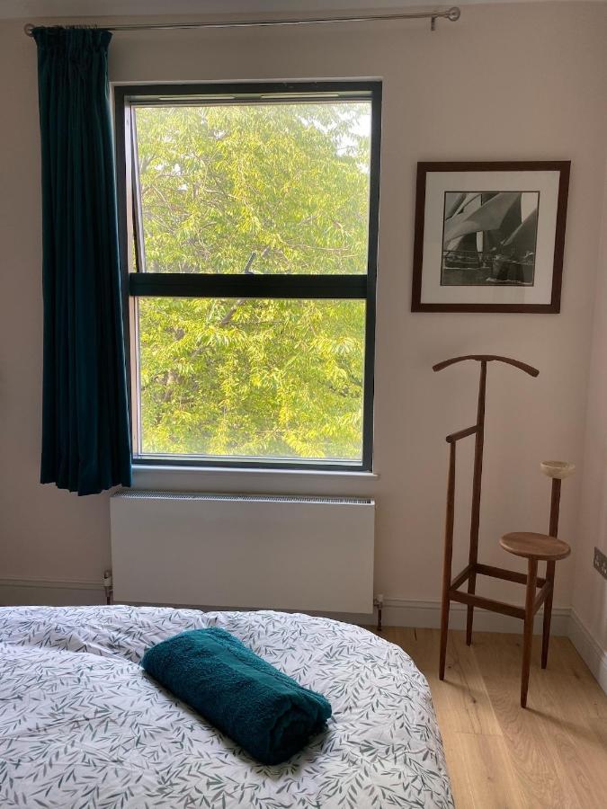 Bright & Beautiful Loft 10mins To Shoreditch Londres