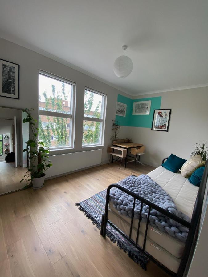 Bright & Beautiful Loft 10mins To Shoreditch * Londres