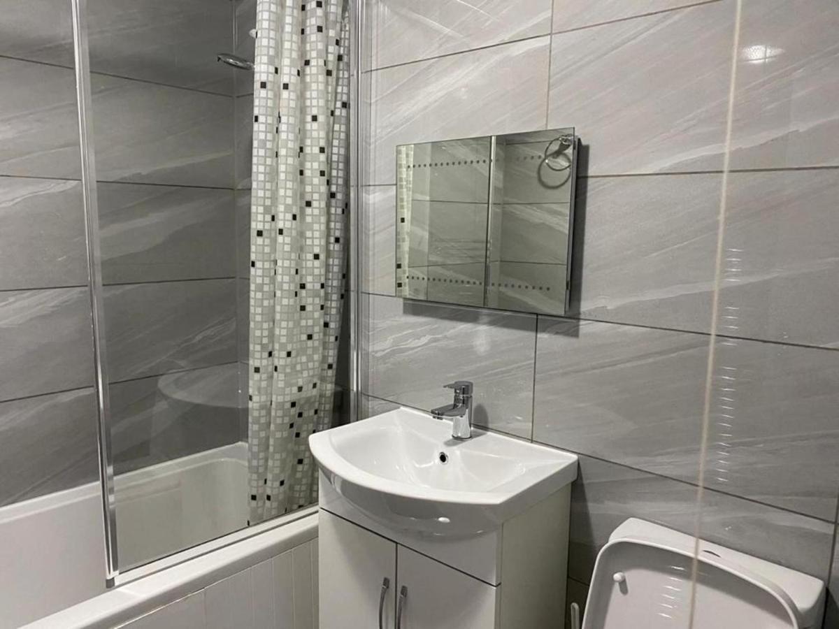 Luxurious 2-bed In Woolwich London