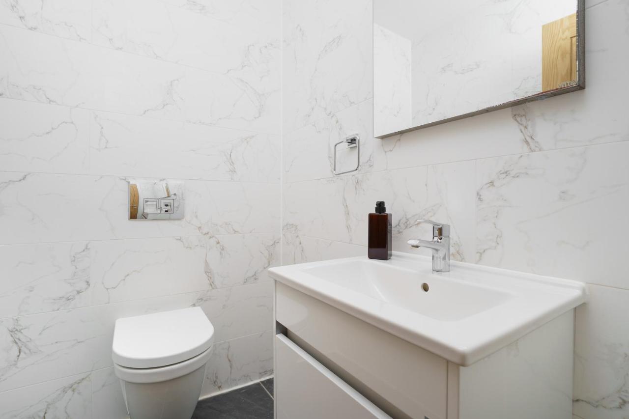 Apartment Panther House By Oval London