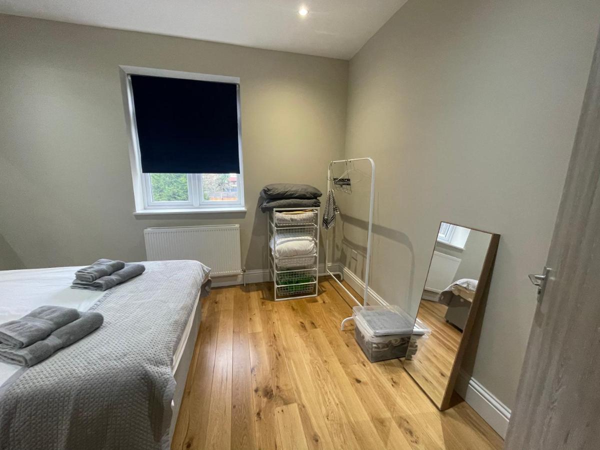 Apartment Lovely 1 Bedroom With On Street Parking *