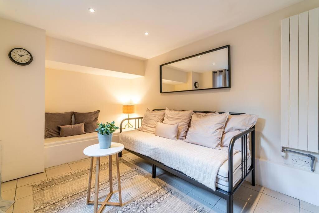 Apartment Cozy 3 Bed Flat In The Heart Of Broadway Market