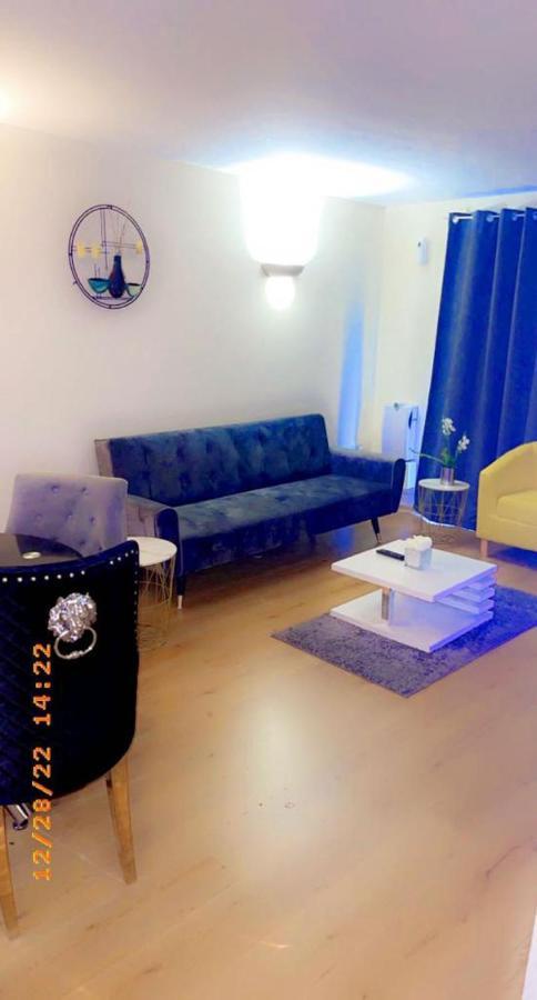 Apartment Solonzo London