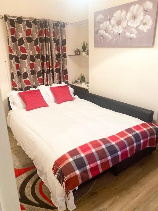 Apartment Canning Town Warms Cozy One Bedroom