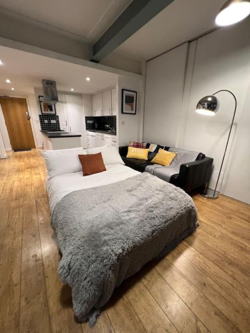 Apartamento 2bed Stratford With Easy Access To London, O2, Excel, Parking Nearby Londres