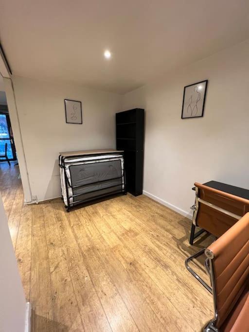 2bed Stratford With Easy Access To London, O2, Excel, Parking Nearby