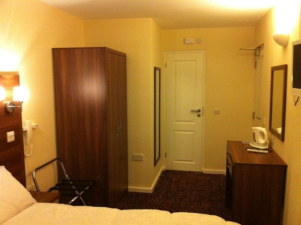 Hotel Regent Excel London