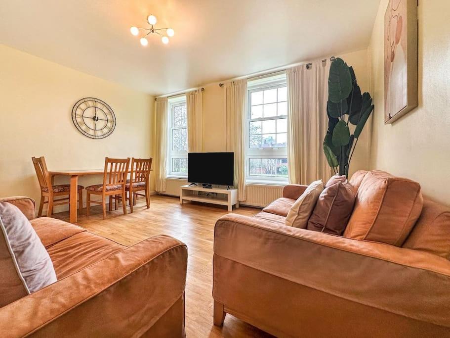 Apartment Spacious 4 Bed Flat Near 02 Arena Greenwich