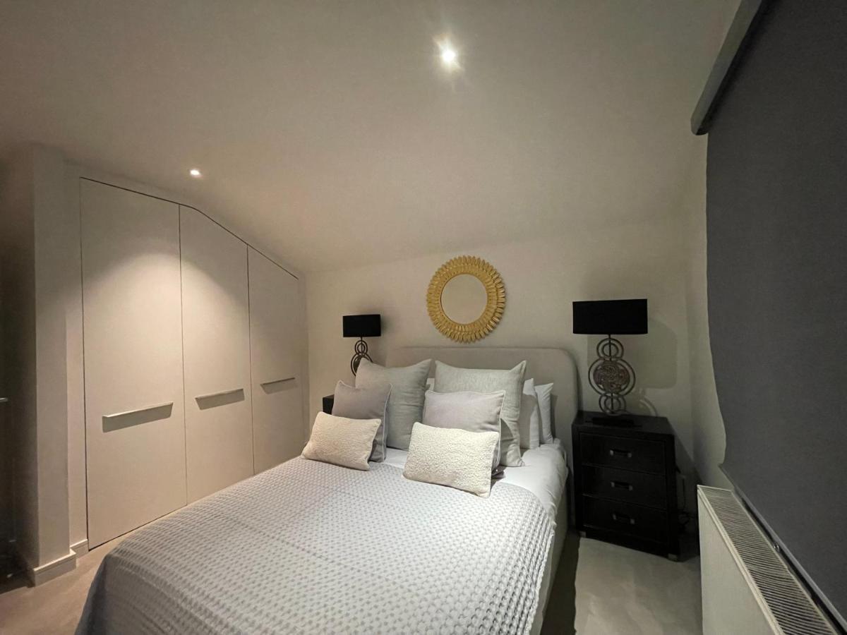 Spacious 4br, 2ba Casa de férias Londres