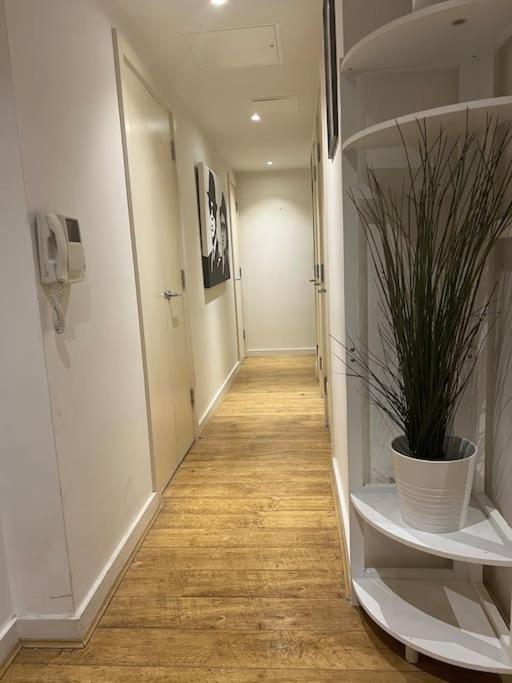 2bed Stratford With Easy Access To London, O2, Excel, Parking Nearby Apartamento *