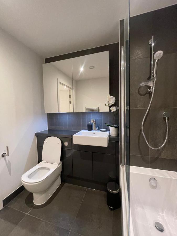 Apartamento Immaculate 2bed In London- Views *