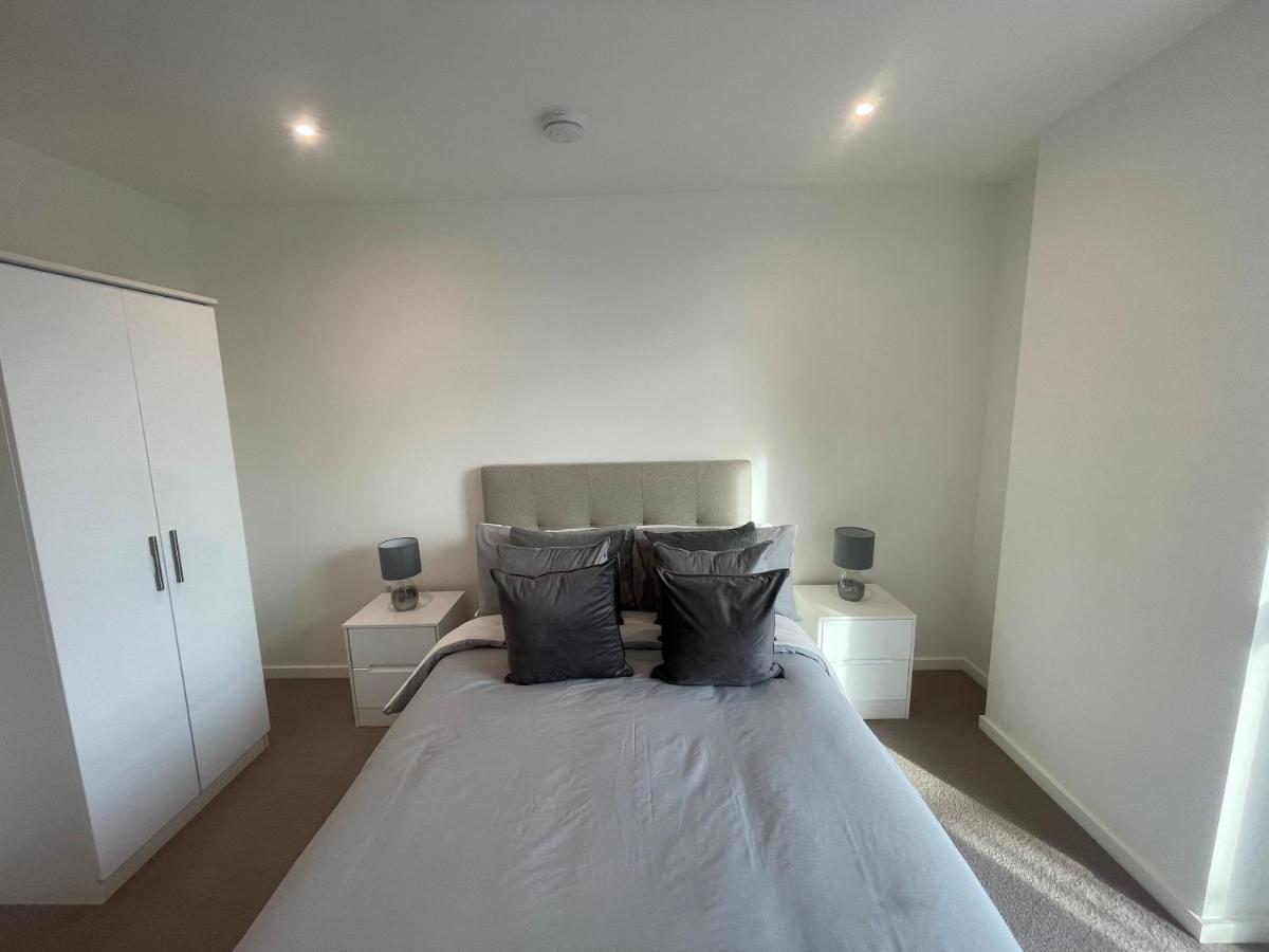 Immaculate 2bed In London- Views Londres