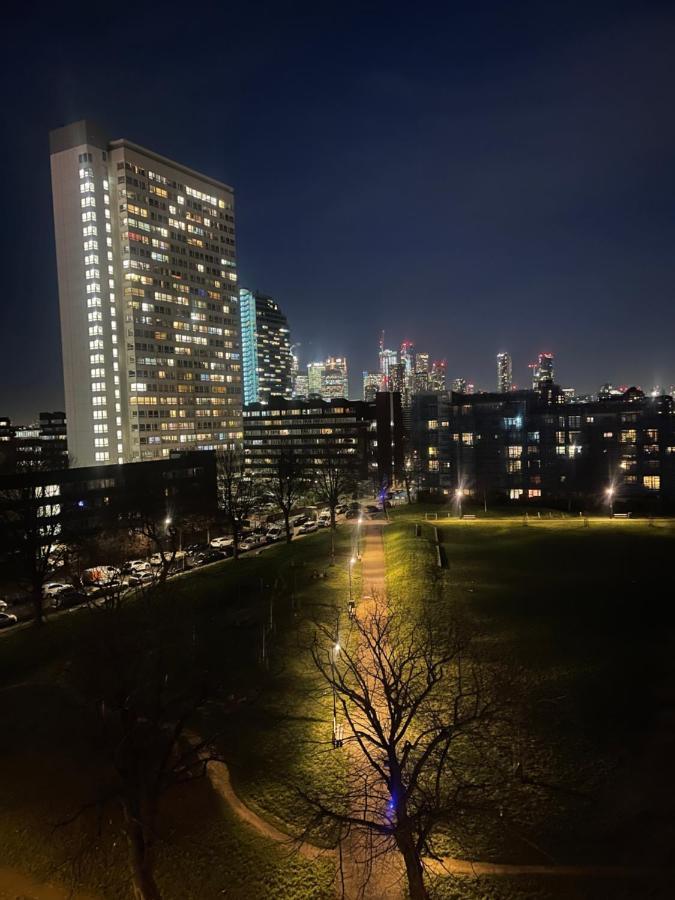 Immaculate 2bed In London- Views Apartamento *