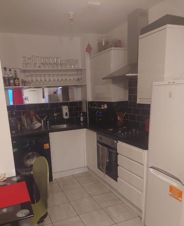 Comfy And Relaxing Apart Apartment London