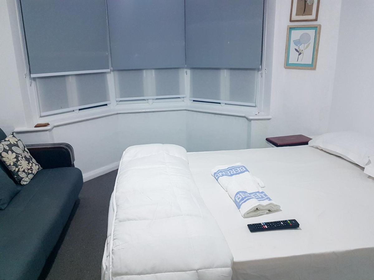 Grosvenor Court Guest house London
