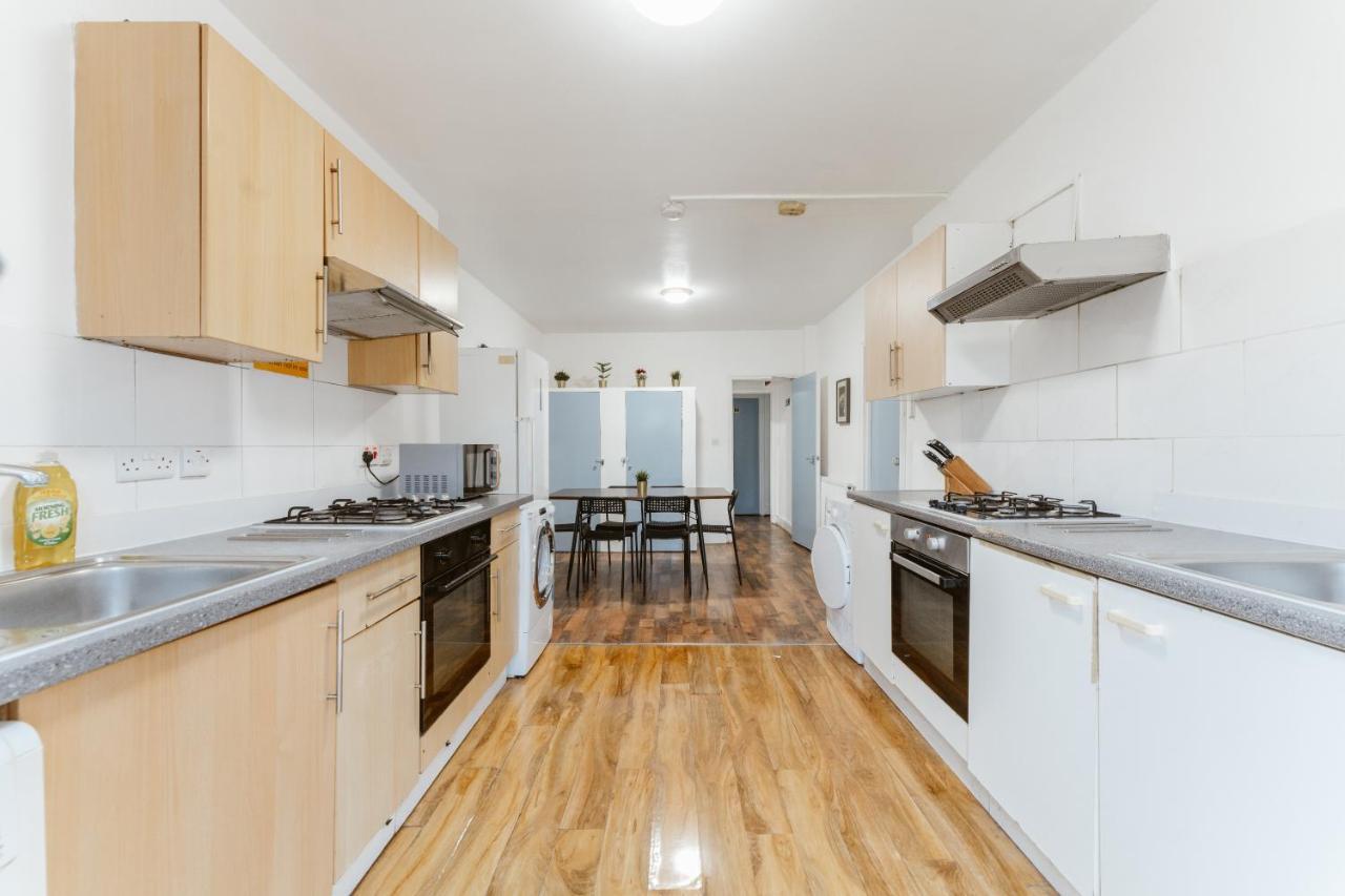 Upton Park Bedrooms 25 Min To * Londres