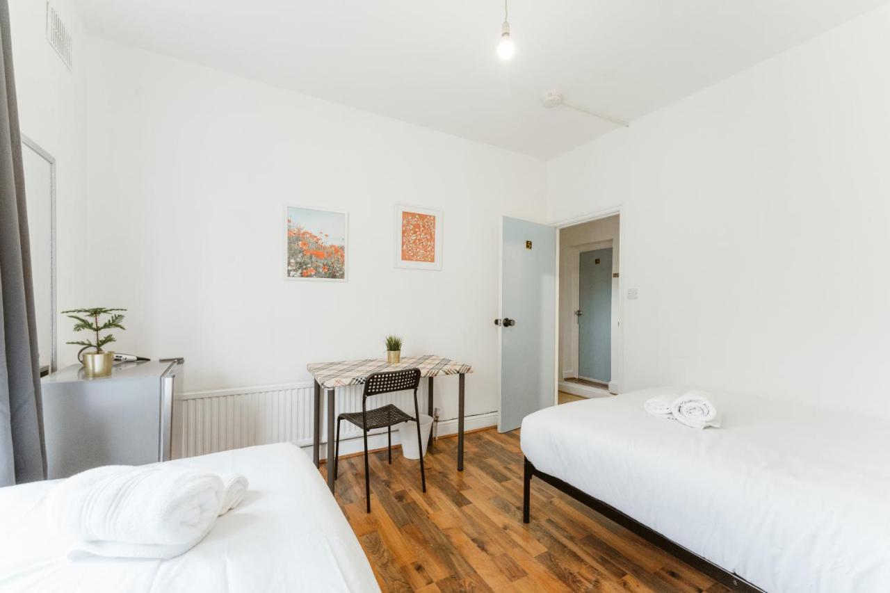 Casa de hóspedes Upton Park Bedrooms 25 Min To