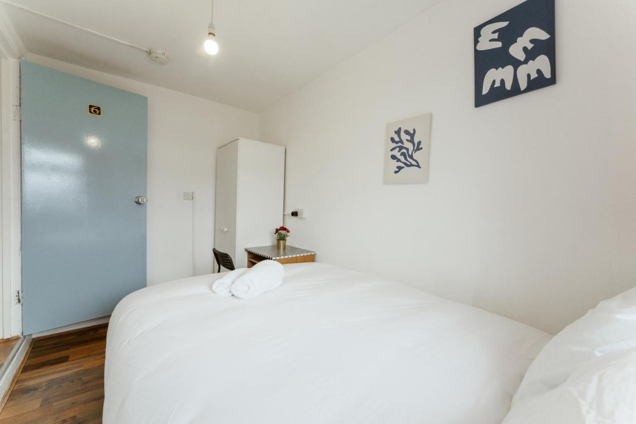 Upton Park Bedrooms 25 Min To Londres