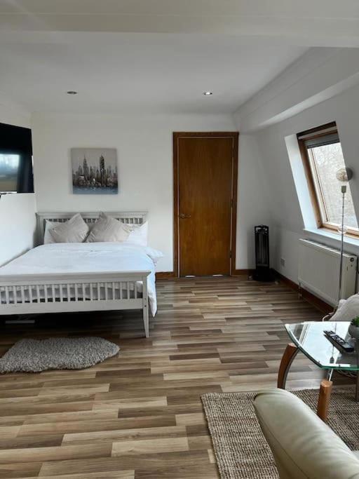 Quirky Flat Selfcontained * London