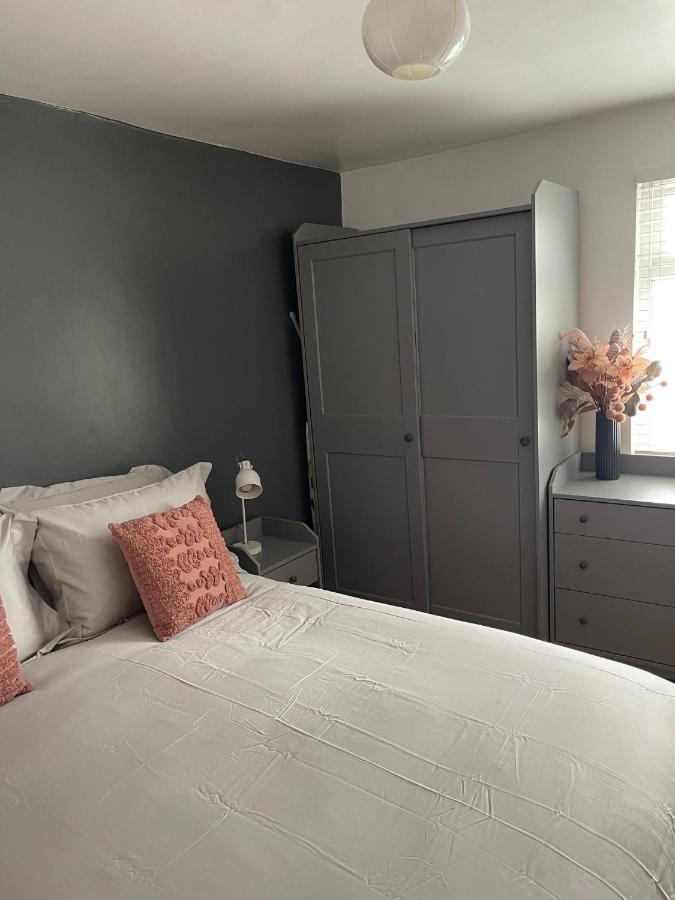 Apartment Modern In Trendy Dalston London